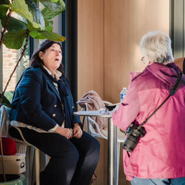 2025-11-08SALONDUMARIAGELESHARAS-34