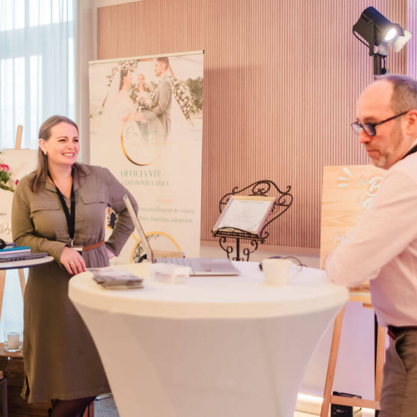 2025-11-08SALONDUMARIAGELESHARAS-6