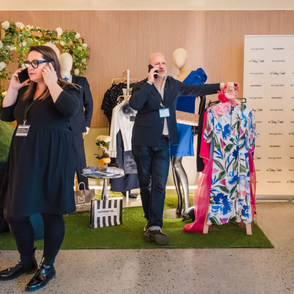 2025-11-08SALONDUMARIAGELESHARAS-43