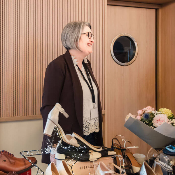 2025-11-08SALONDUMARIAGELESHARAS-48